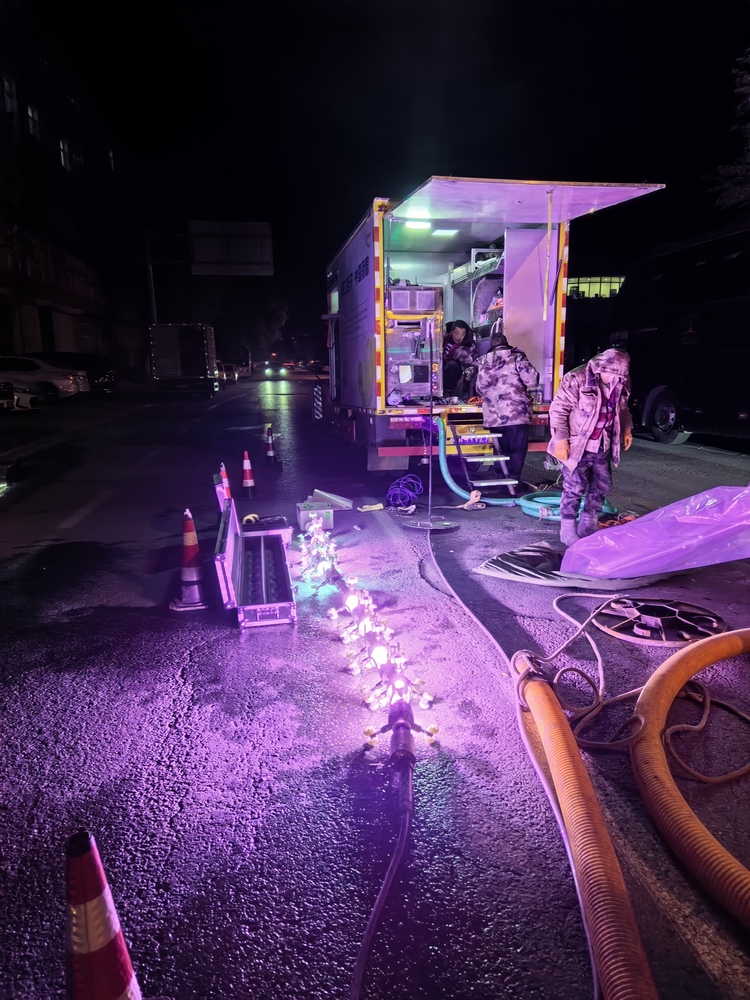 鹰手营子矿管道非开挖修复