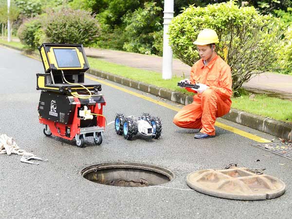 鹰手营子矿管道机器人检测